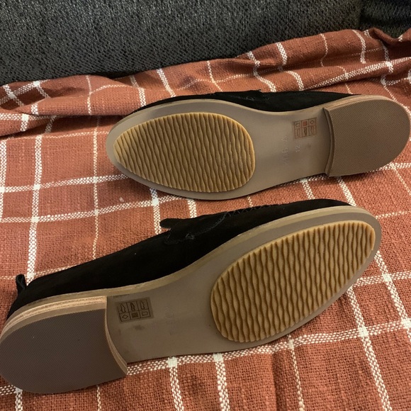 Wmns 12M black Kelsi Dagger loafers - Picture 2 of 5